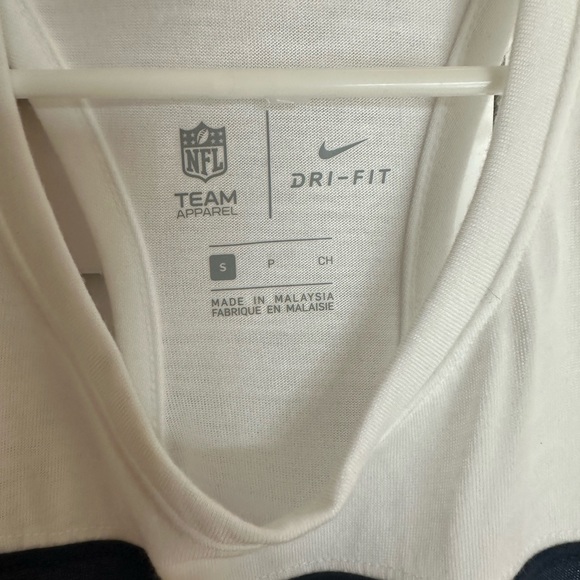 Patriots NFL racerback women’s tank. NWT. Size small - Picture 7 of 7